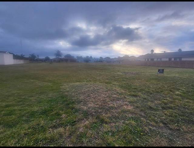 LAND FOR SALE IN ROWALLAN PARK